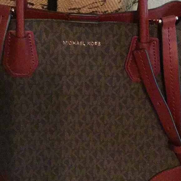 Michael Kors bag - Picture 2 of 4